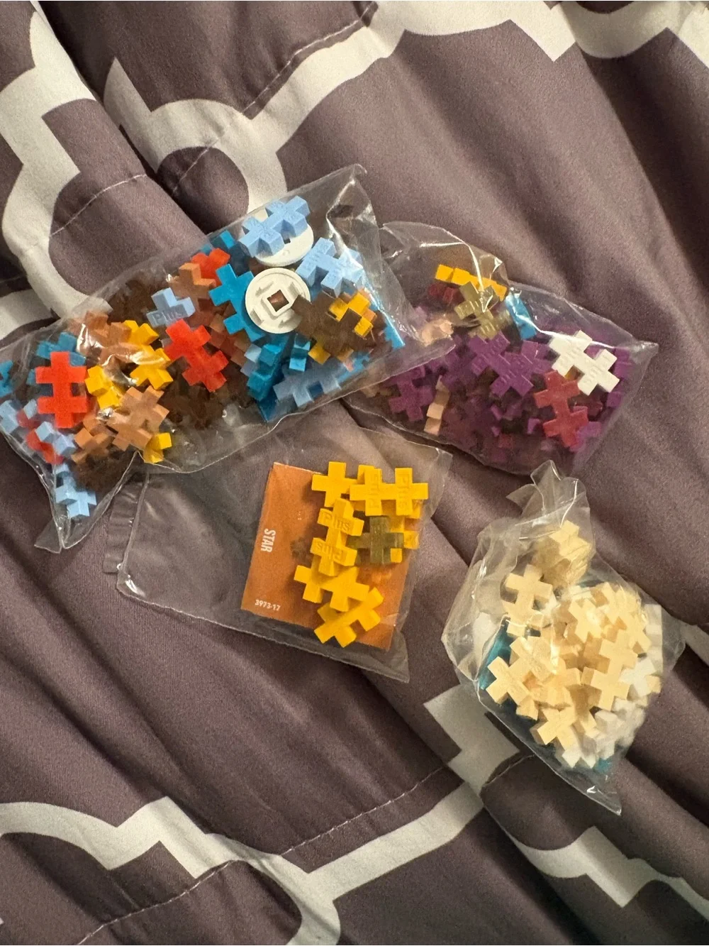 Plus Plus Christmas assorted Creative Building Packs blind pack of 3